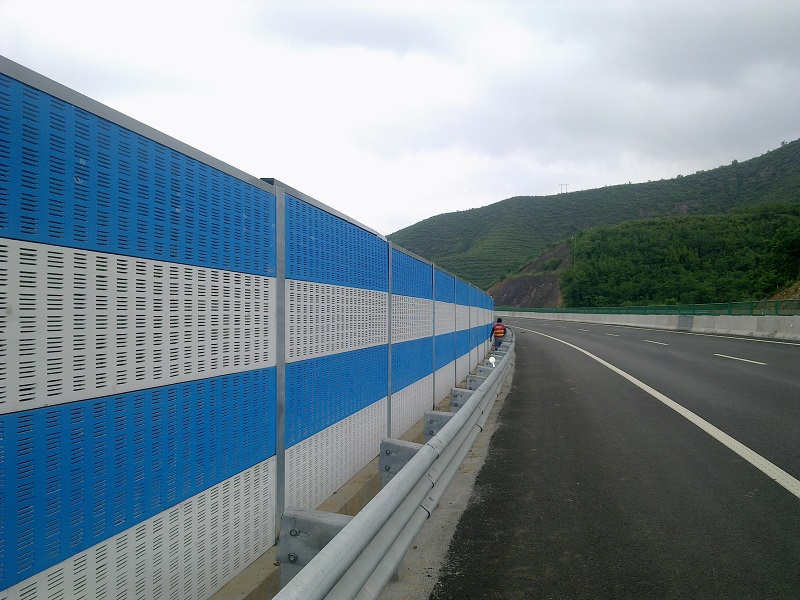 <a href=http://www.huaxiamian.com/news_article?news_id=127>聲屏障</a>